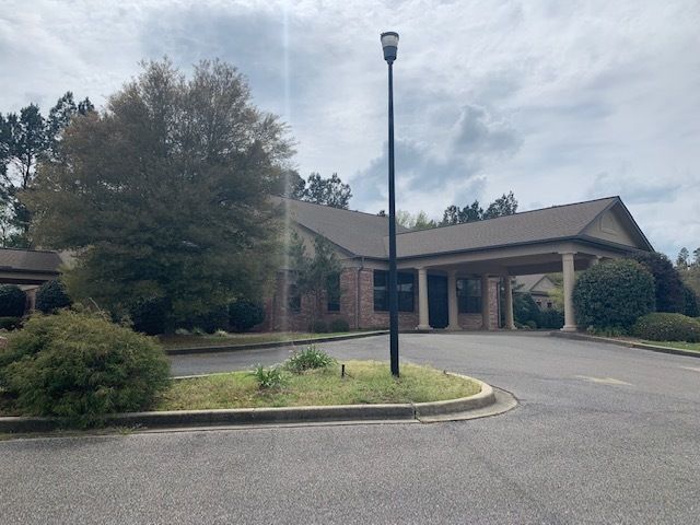 Medical Office For Sale/Lease : 15 Orleans Dr, Hattiesburg, MS 39402